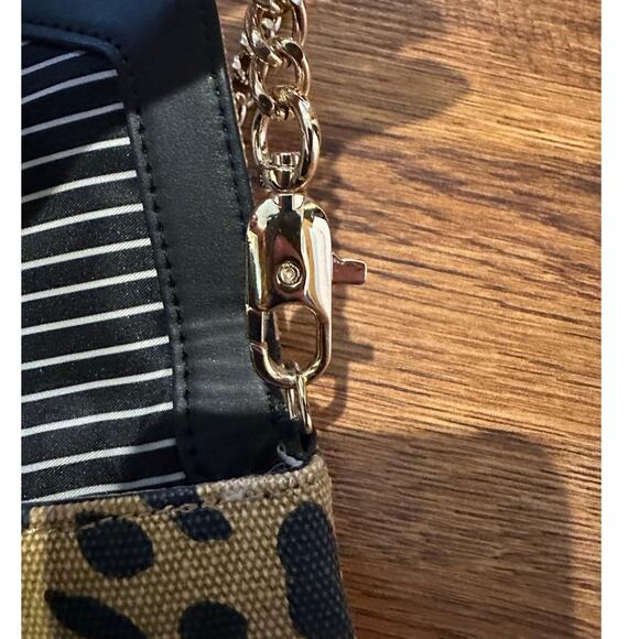 Stella & Dot Women's Bellamy Leopard Print Clutch with Removable Crossbody Chain - Picture 8 of 9